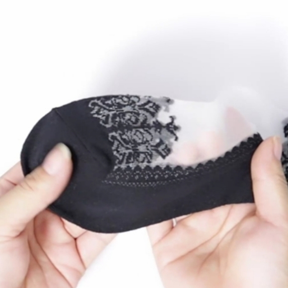 NWT Women's Ultrathin Transparent Lace Elastic Short Socks - Picture 12 of 17